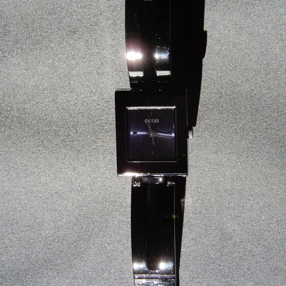 Guess Watch - Picture 7 of 7